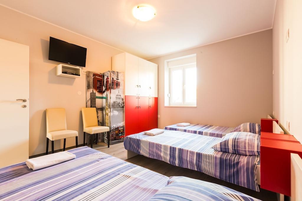 Hostel Sunset Задар Екстериор снимка